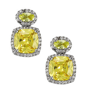 Exquisite 14kt White Gold Square & Cushion Cut Diamond Earrings - 0.44 cttw SI2 H-I