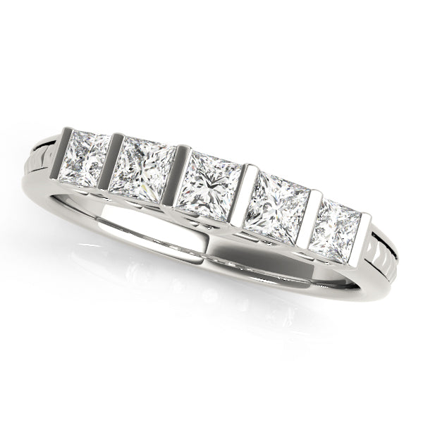 Exquisite 14kt White Gold Princess Cut Diamond Wedding Band - 3/4 ct TW