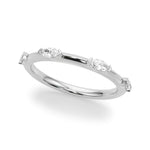 Elegant 14kt White Gold 1/4 Carat TW Diamond Wedding Band - Style 