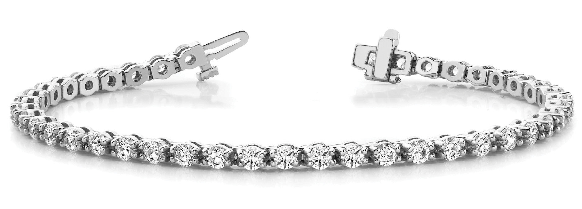 Exquisite 14kt White Gold Bracelet with 6 1/8 ct TW Diamond Line Bar Set