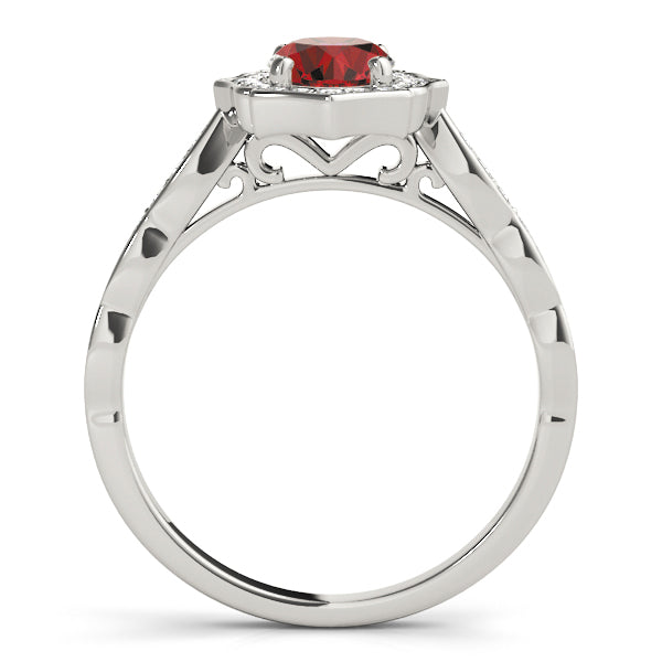 Exquisite Scalloped Oval Halo Engagement Ring in 14kt White Gold