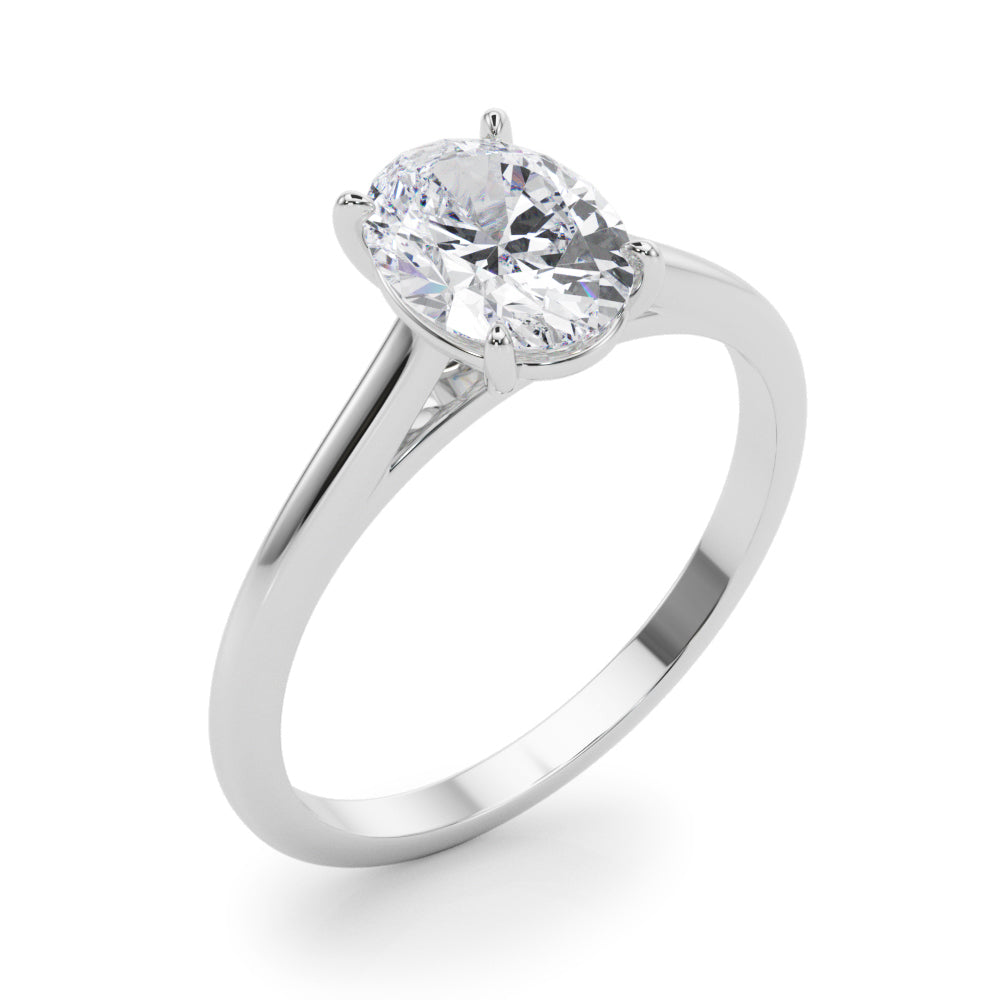 Exquisite 14kt White Gold Solitaire Oval Engagement Ring