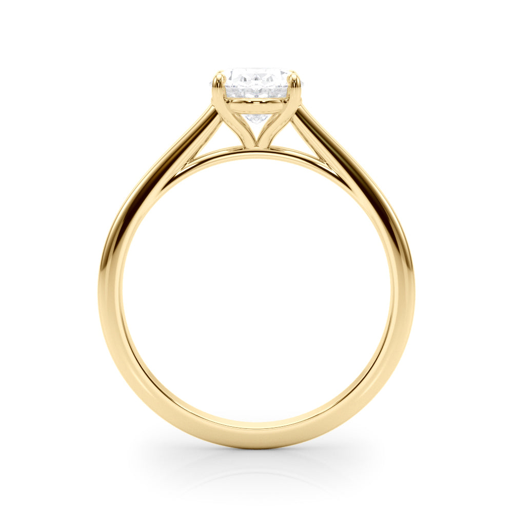 Exquisite 14kt White Gold Solitaire Oval Engagement Ring