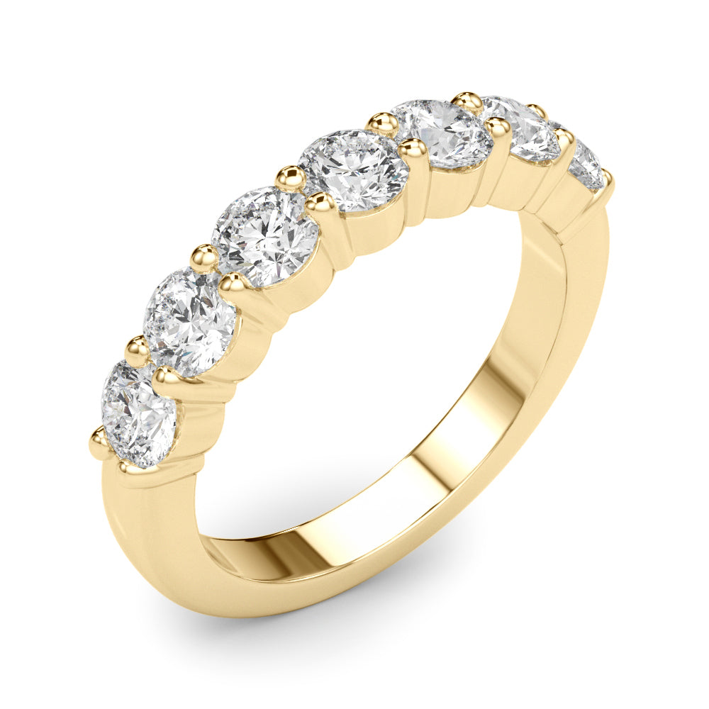 Elegant 7 Stone Shared Prong Princess Cut Diamond Wedding Band